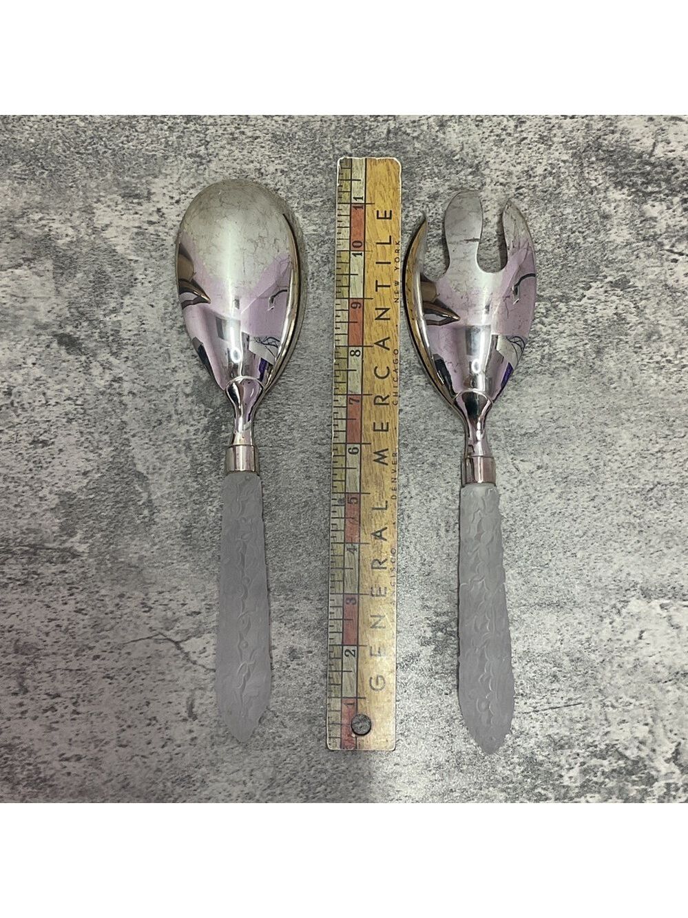 Mikasa Winter Holly Salad Serving Set - Picture 5 of 8